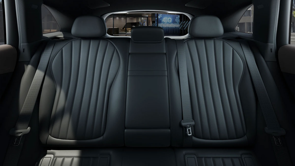 Mercedes EQE 500 4MATIC - Ảnh 19